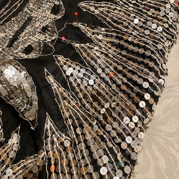 Vintage Butterfly Sequin Detailed top - Picture 5 of 9